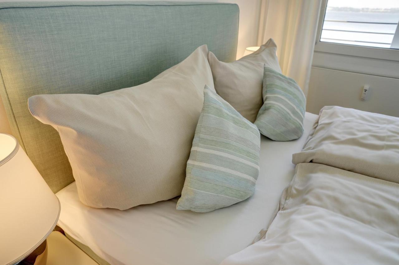 Fewo1846 - Fjordview - Komfortables Studioapartment Mit Balkon Und Meerblick グリュックスブルク エクステリア 写真