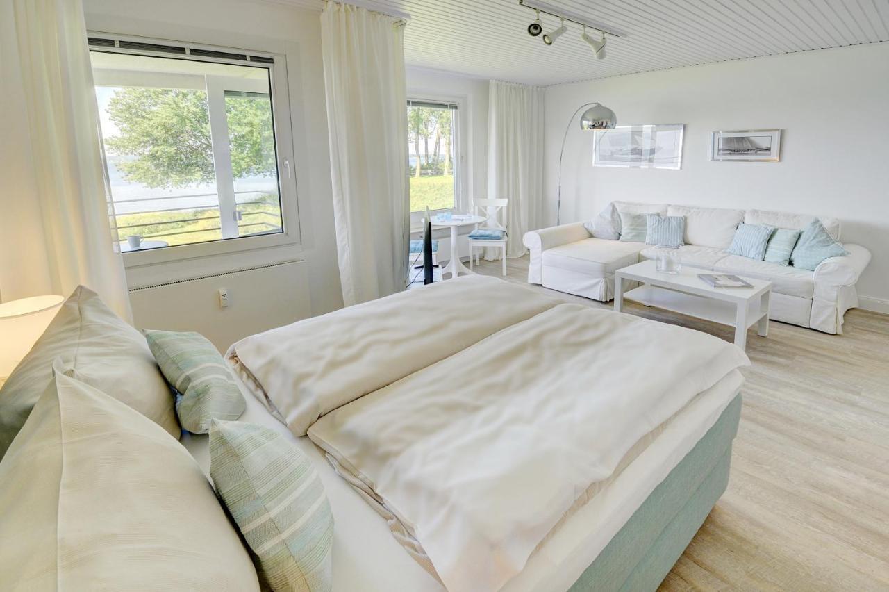 Fewo1846 - Fjordview - Komfortables Studioapartment Mit Balkon Und Meerblick グリュックスブルク エクステリア 写真